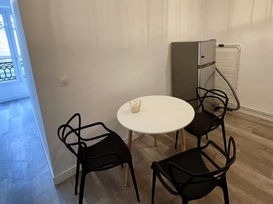 1Br Et Canape Lit Dans Le Salon Leilighet Paris Eksteriør bilde